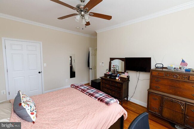 Building Photo - 1113 Clifton St NW