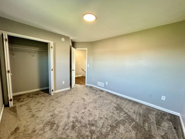 Building Photo - Modern 3BR Apartment in Richmond!