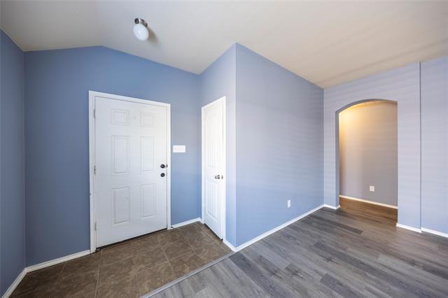 Building Photo - 1203 Rainer Dr