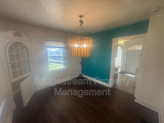 Building Photo - 20 N Trenton St