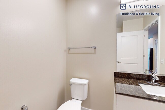 Building Photo - 79 Alexander St