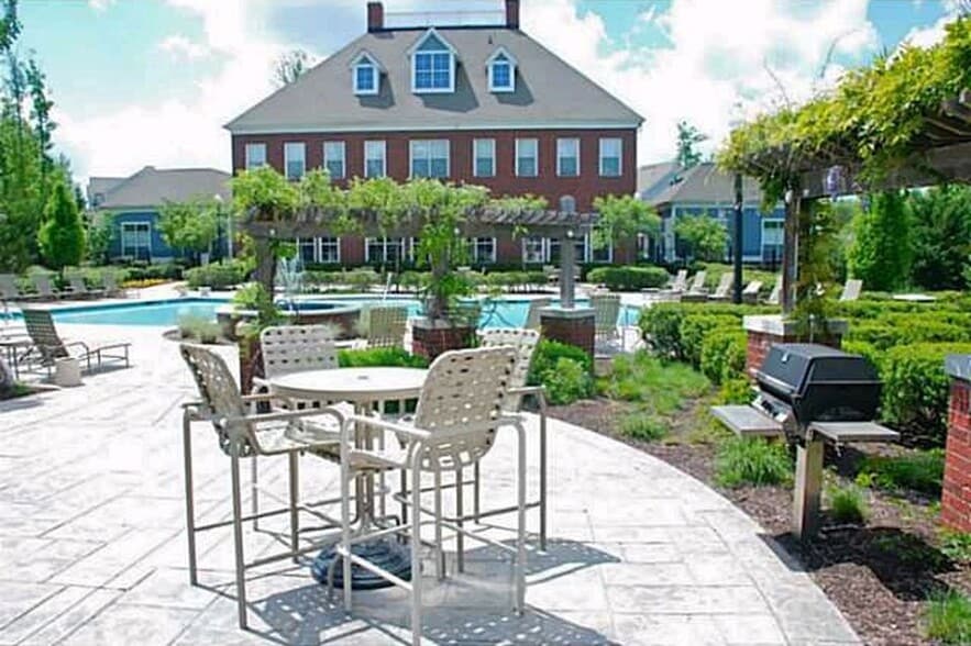 Clubhouse - 624 Bristol Village Dr