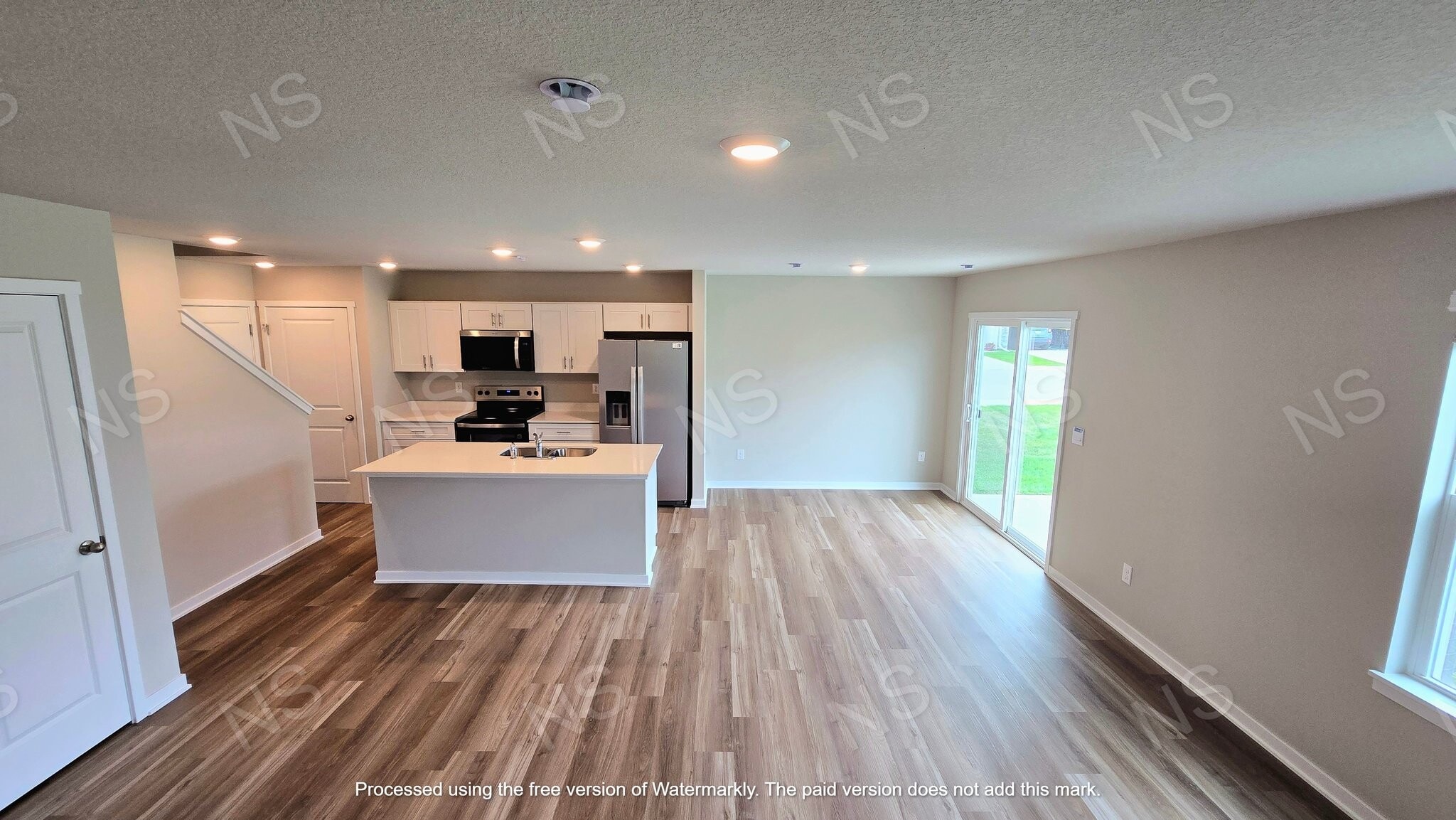Building Photo - 523 Kinley Dr