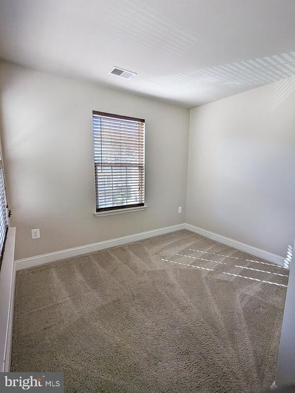 Building Photo - 4442 Potomac Highlands Cir