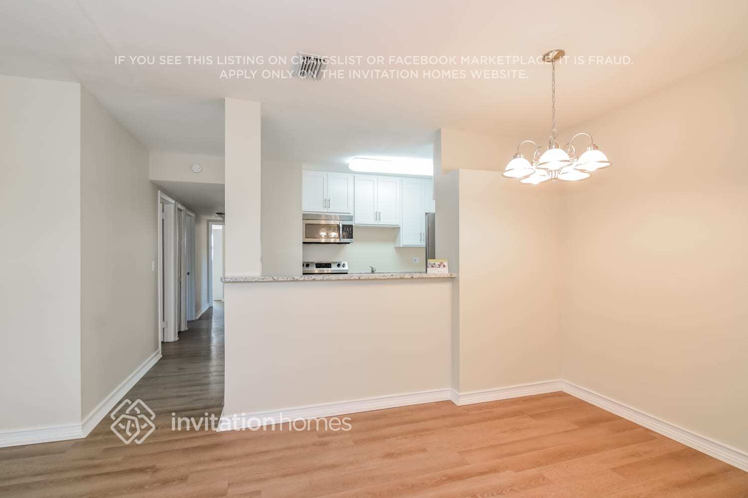 Building Photo - 511 Sutton Pl