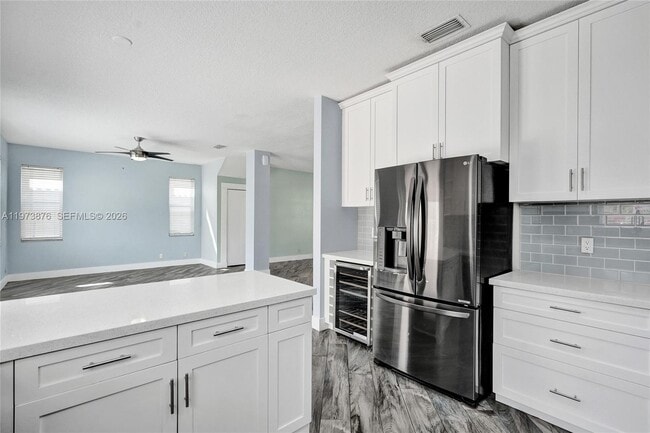 Building Photo - 847 NW 127th Ave