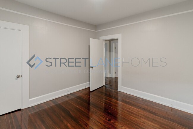 Building Photo - 250 Off First Full Month