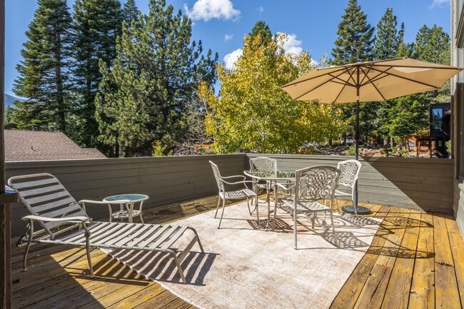 Building Photo - 283 Monterey Pine Rd