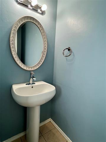 Building Photo - 814 Clearlake Dr