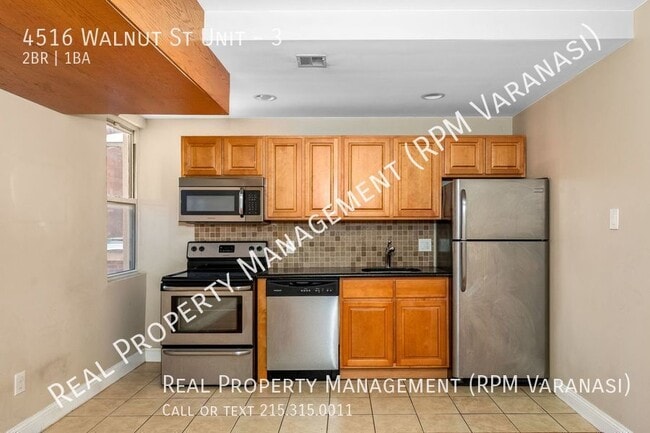 Building Photo - 4516 Walnut St