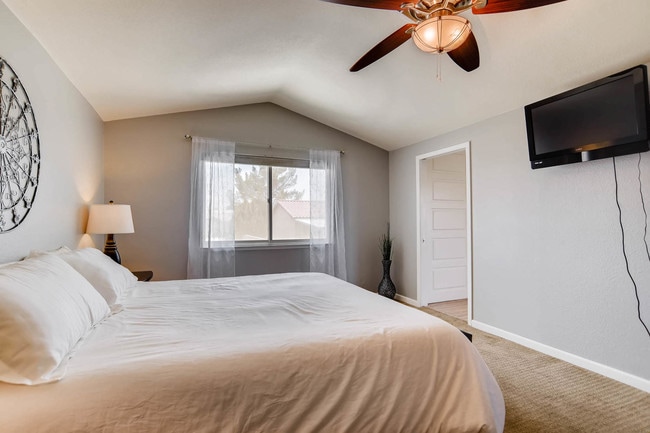 Master Bedroom - 7474 Puritan Ave