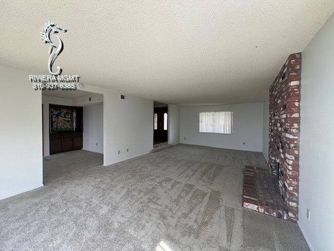 Building Photo - 5 bedroom 4 bath in Rancho Palos Verdes