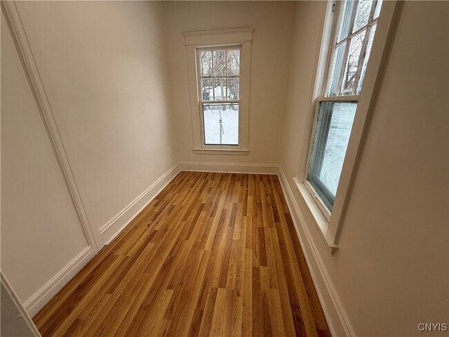 Building Photo - 2817 Milton Ave