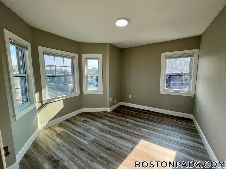 Building Photo - 103 Felton St