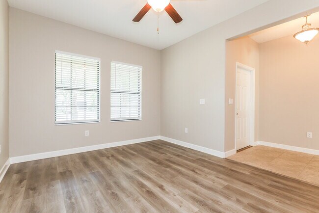 Building Photo - 10129 Count Fleet Dr