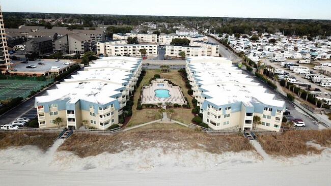 Building Photo - 9660 Shore Dr