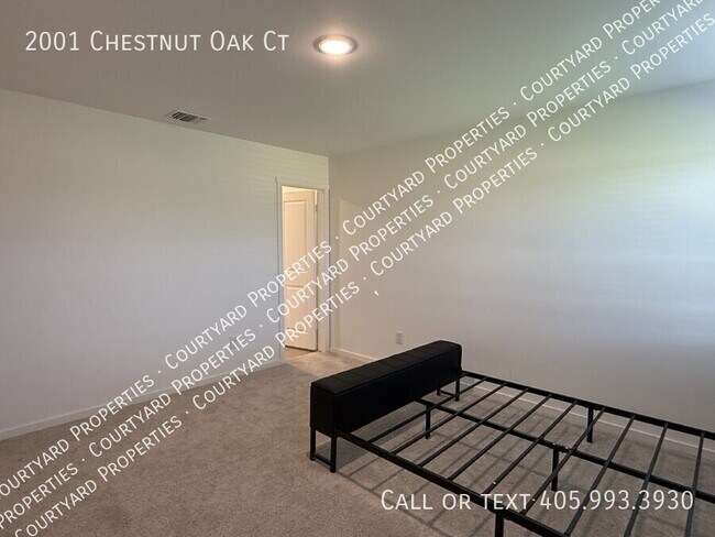 Building Photo - 2001 Chestnut Oak Ct