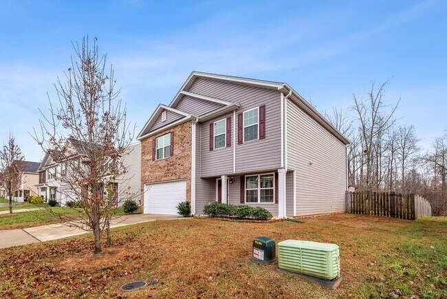 Building Photo - Newer Home in Reedy Fork, So Many Upgrades, SS Appliance, Loft, Garage, Fenced!