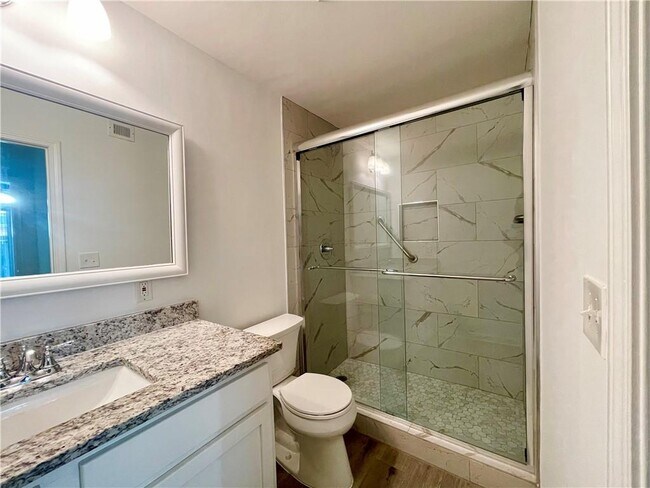 Building Photo - 320 Park Ridge Cir