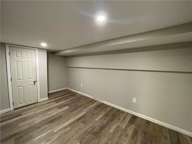 Building Photo - 9 Wilson Rd