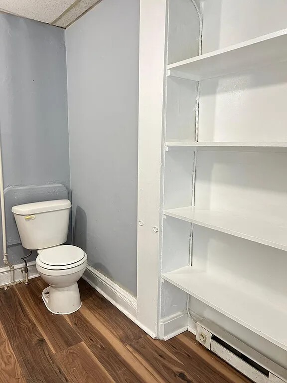 Building Photo - 303 W King St