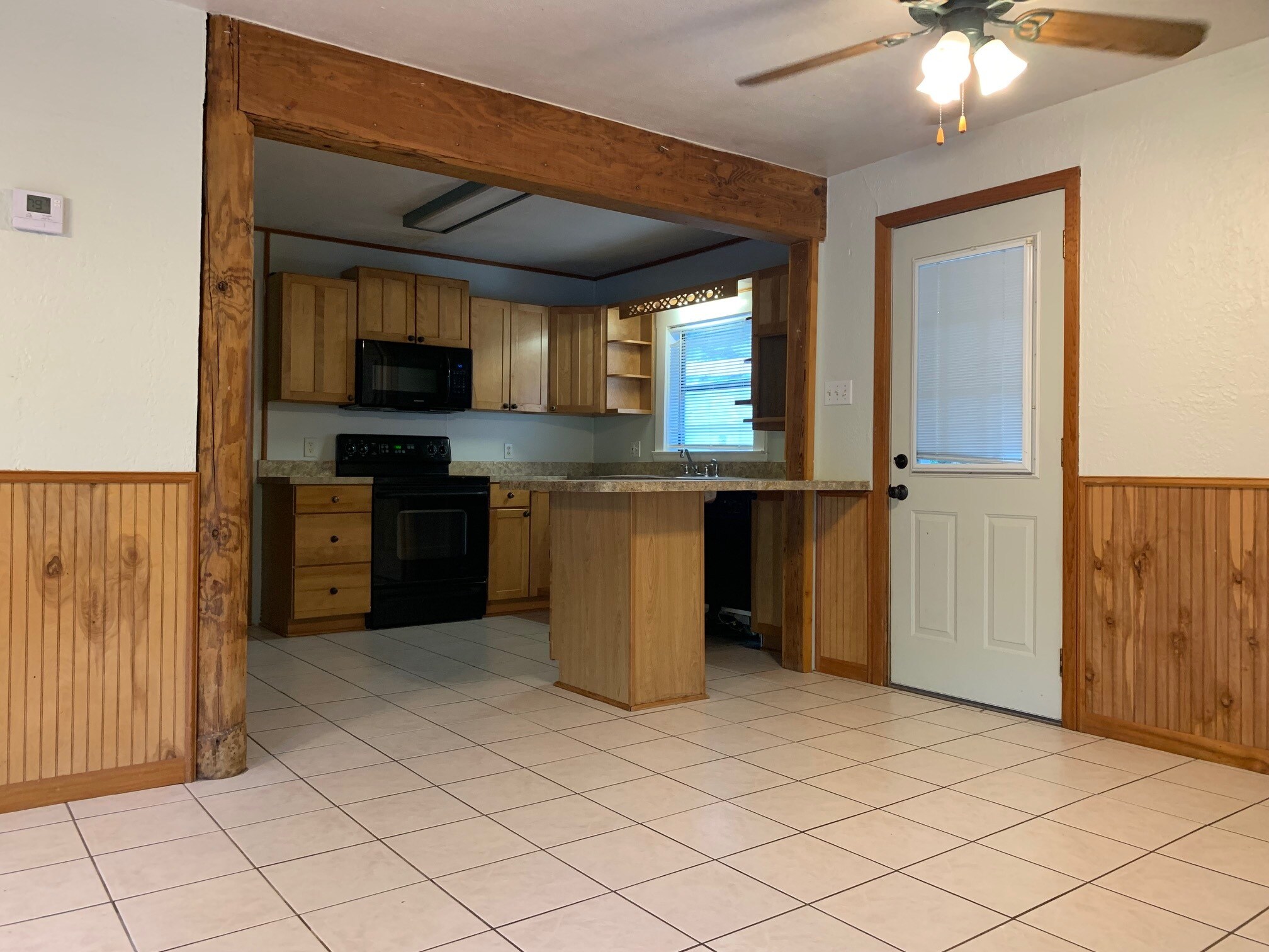 Kitchen - 1240 S Brazos St
