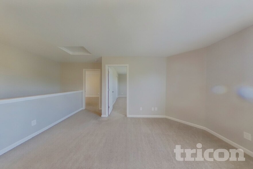 Building Photo - 3349 Table Rock Dr
