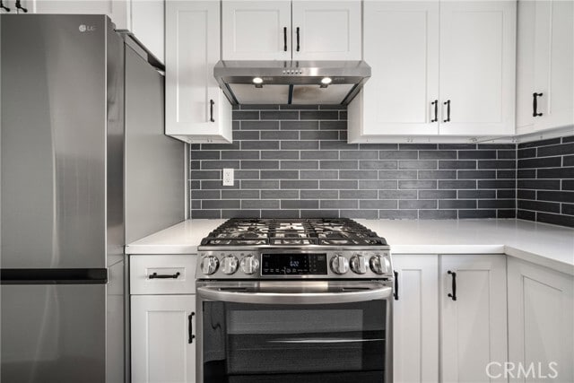 Building Photo - 5360 Las Virgenes Rd