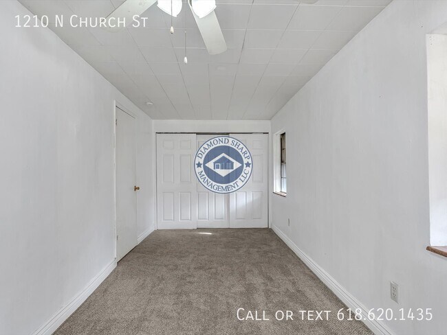 Building Photo - 1210 N Church St