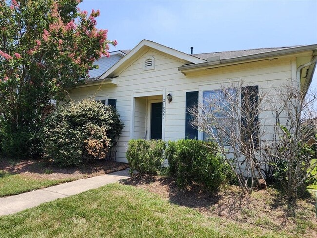 Building Photo - 21823 Grassy Hill Ln