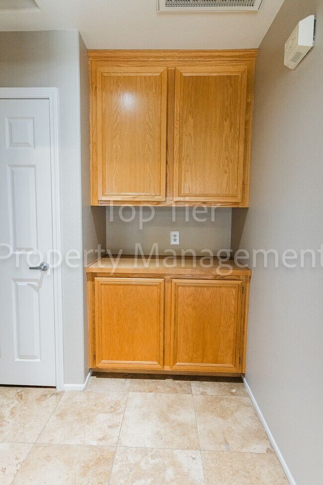 Building Photo - Beautiful 4 bed / 2 bath / 1,708 sqft Single Story Home in Rio Vista community of Oceanside