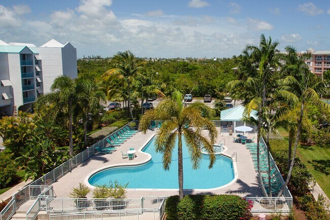 Building Photo - 2 Bedroom 2 Bathroom in the Salt Ponds Condominium