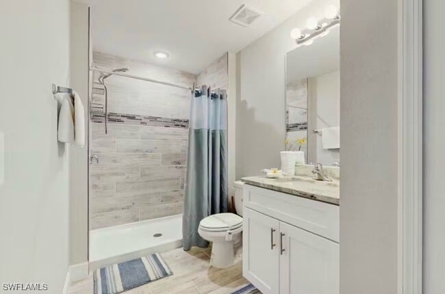 Building Photo - 1341 NE 2nd St