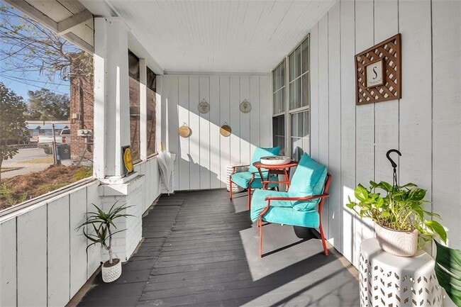 Building Photo - 1009 K St