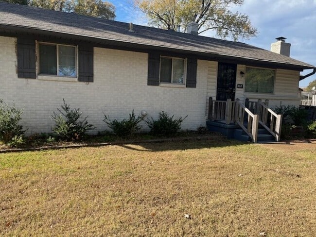 Building Photo - 465 Malboro Rd