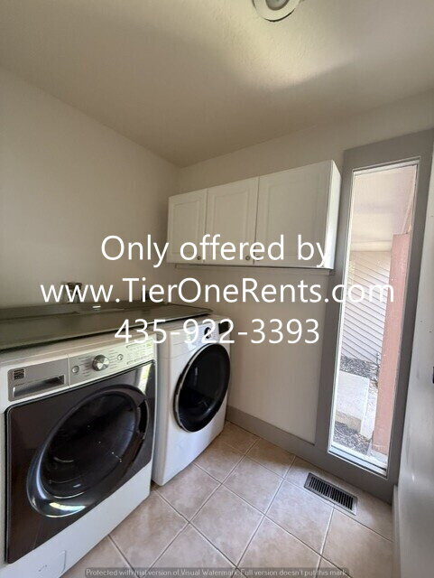 Building Photo - NO DEPOSIT option for qualified renters