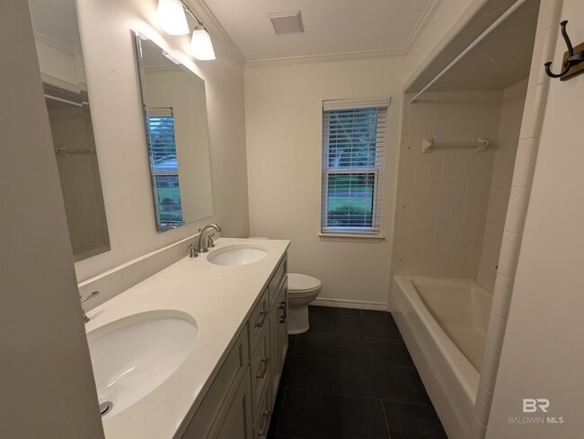 Building Photo - 507 Patlynn Dr