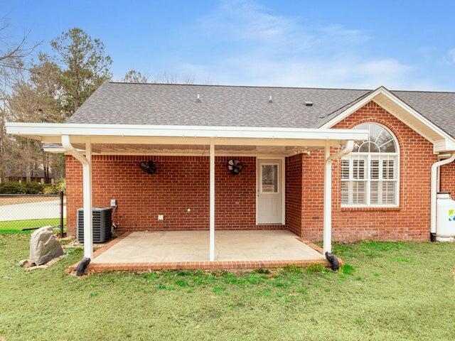 Building Photo - 655 Torrey Pines Dr