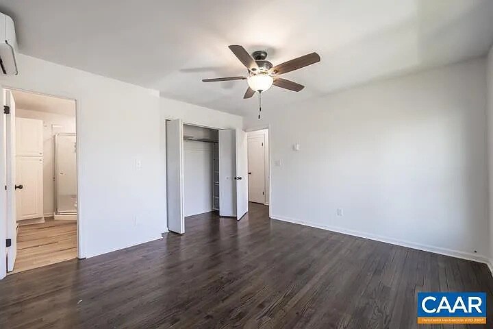 Master Bedroom (Will Come Furnished) - 800 Ridge St