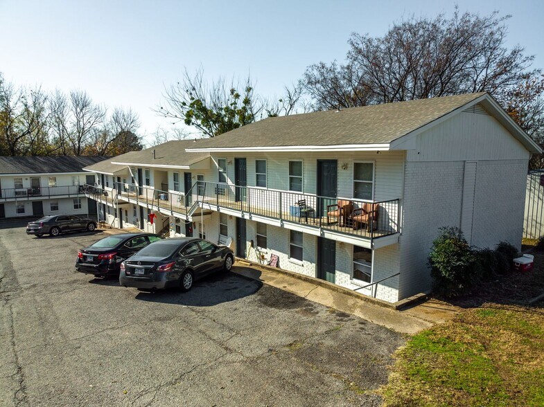 Interior Photo - The View: 1 & 2 Bedroom Apartments with Al...