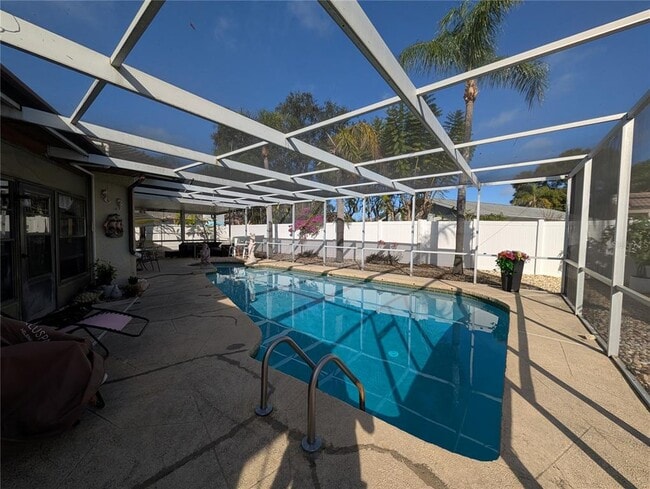 Building Photo - 11557 124th Terrace N