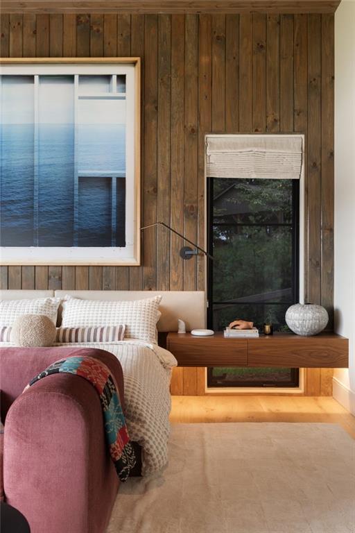 Building Photo - 725 Rocky Point Dr