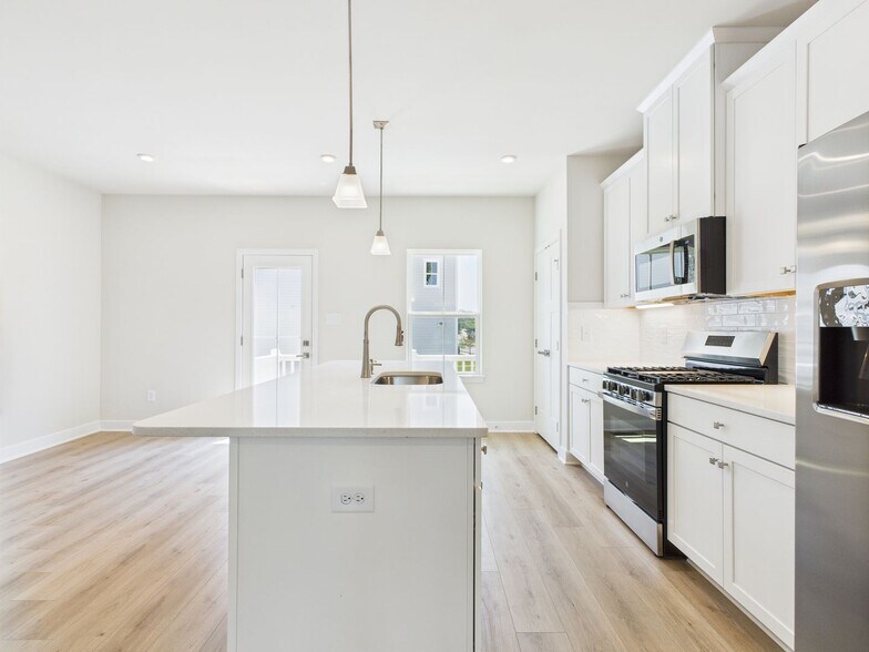 Building Photo - 9600 Laurel Ridge Ct