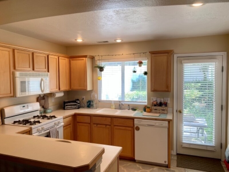 Building Photo - 1784 Kiera Ct