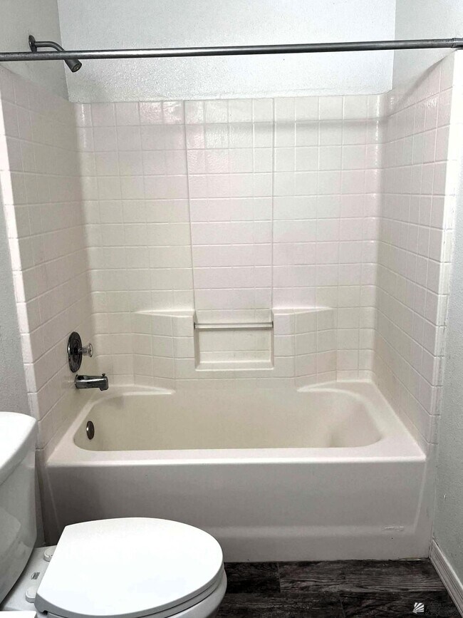 Building Photo - 726 Calle Nueva Vida