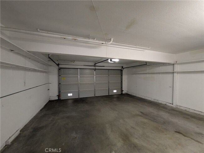 Building Photo - 1852 W 145th St
