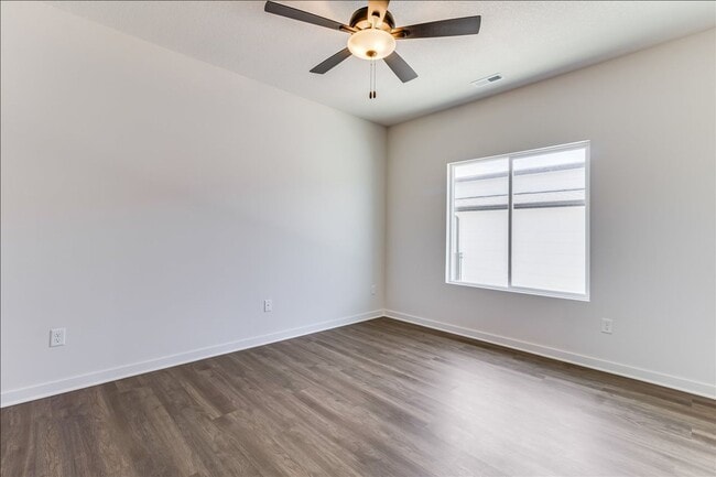 Building Photo - Beautiful Four Bedroom, Two Bathroom