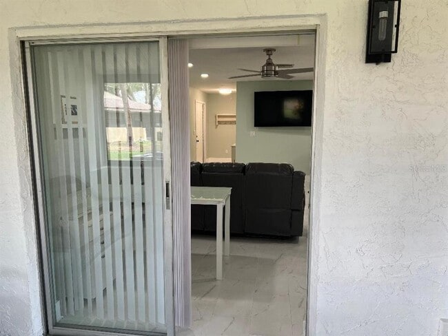 Building Photo - 1220 13th Cir SE