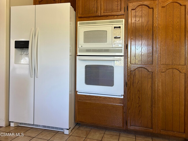 Building Photo - 521 Melbourne Ct