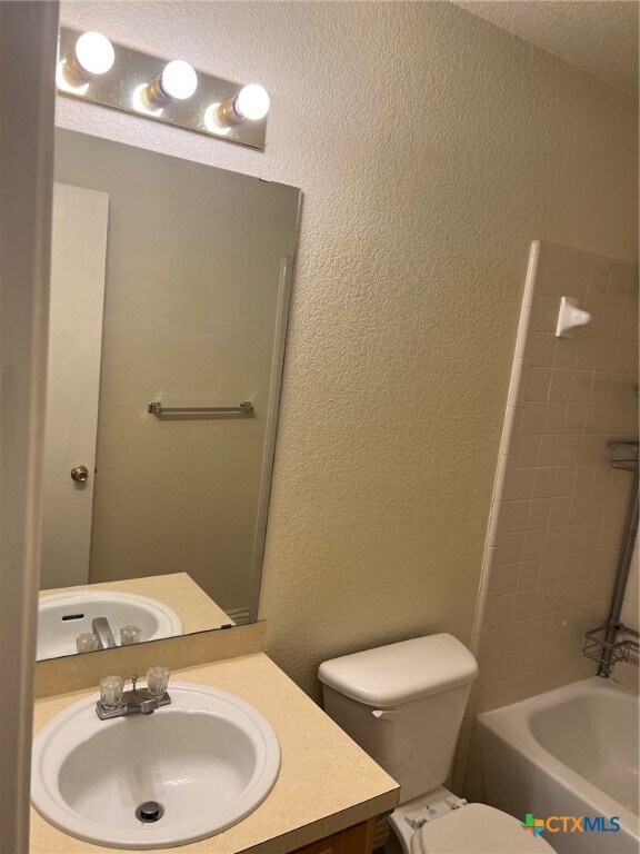 Building Photo - 4505 Jeff Scott Dr